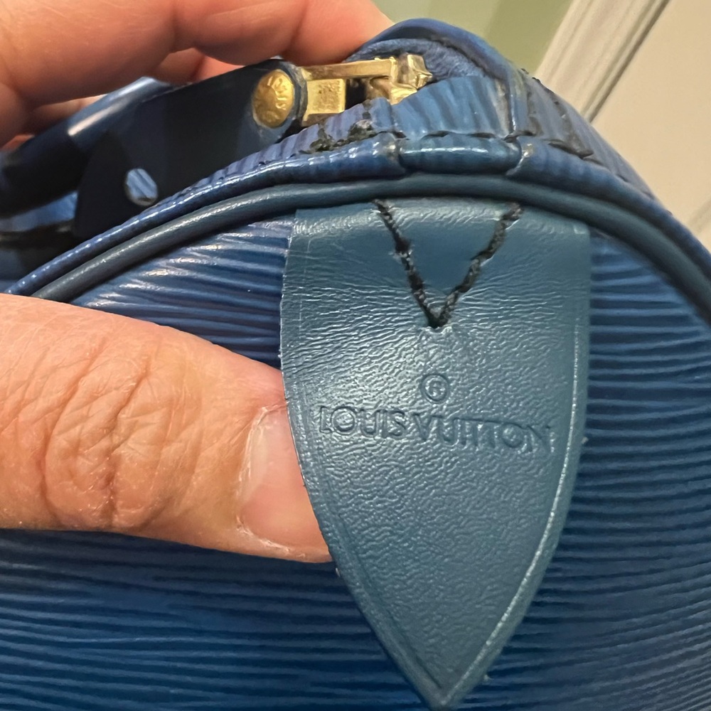 Louis Vuitton - Picture 10 of 10